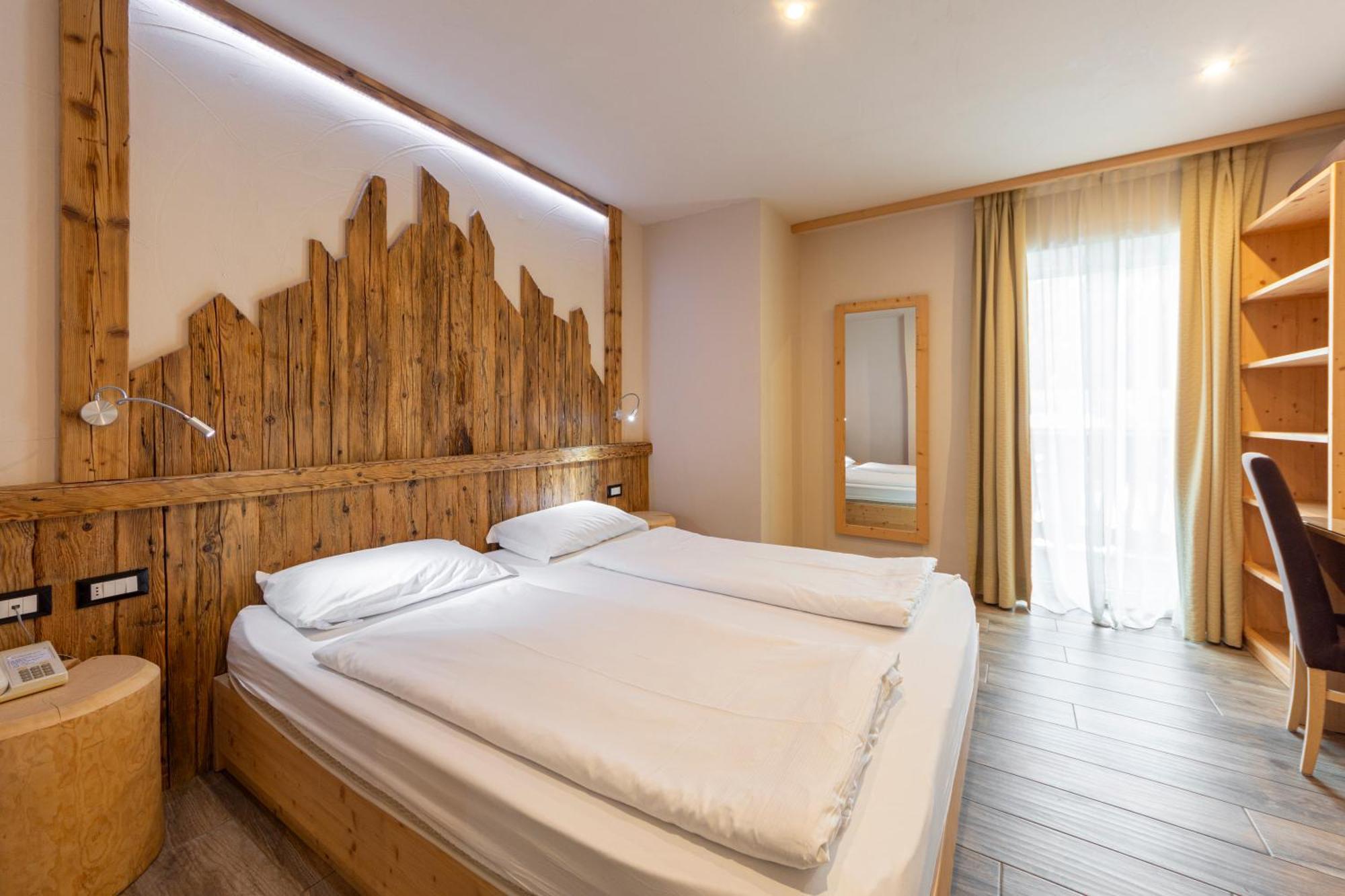 Park Hotel Avisio Soraga Exterior photo