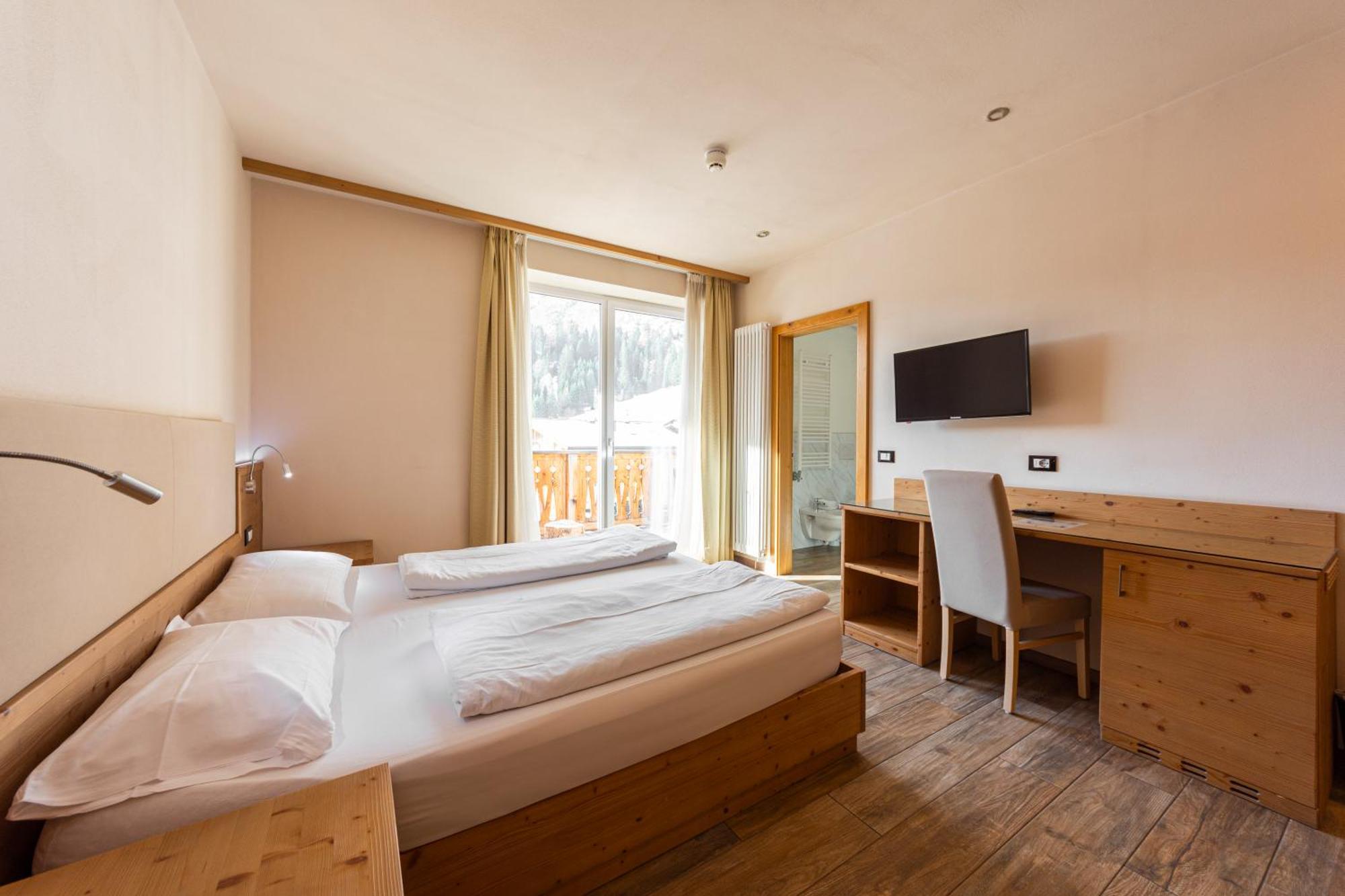 Park Hotel Avisio Soraga Exterior photo