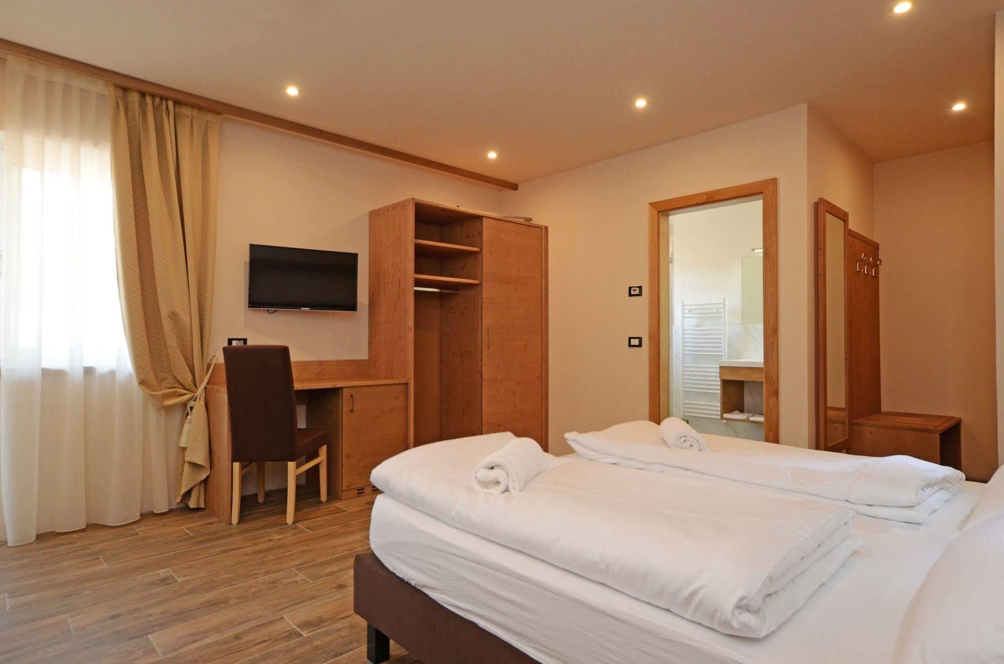 Park Hotel Avisio Soraga Exterior photo